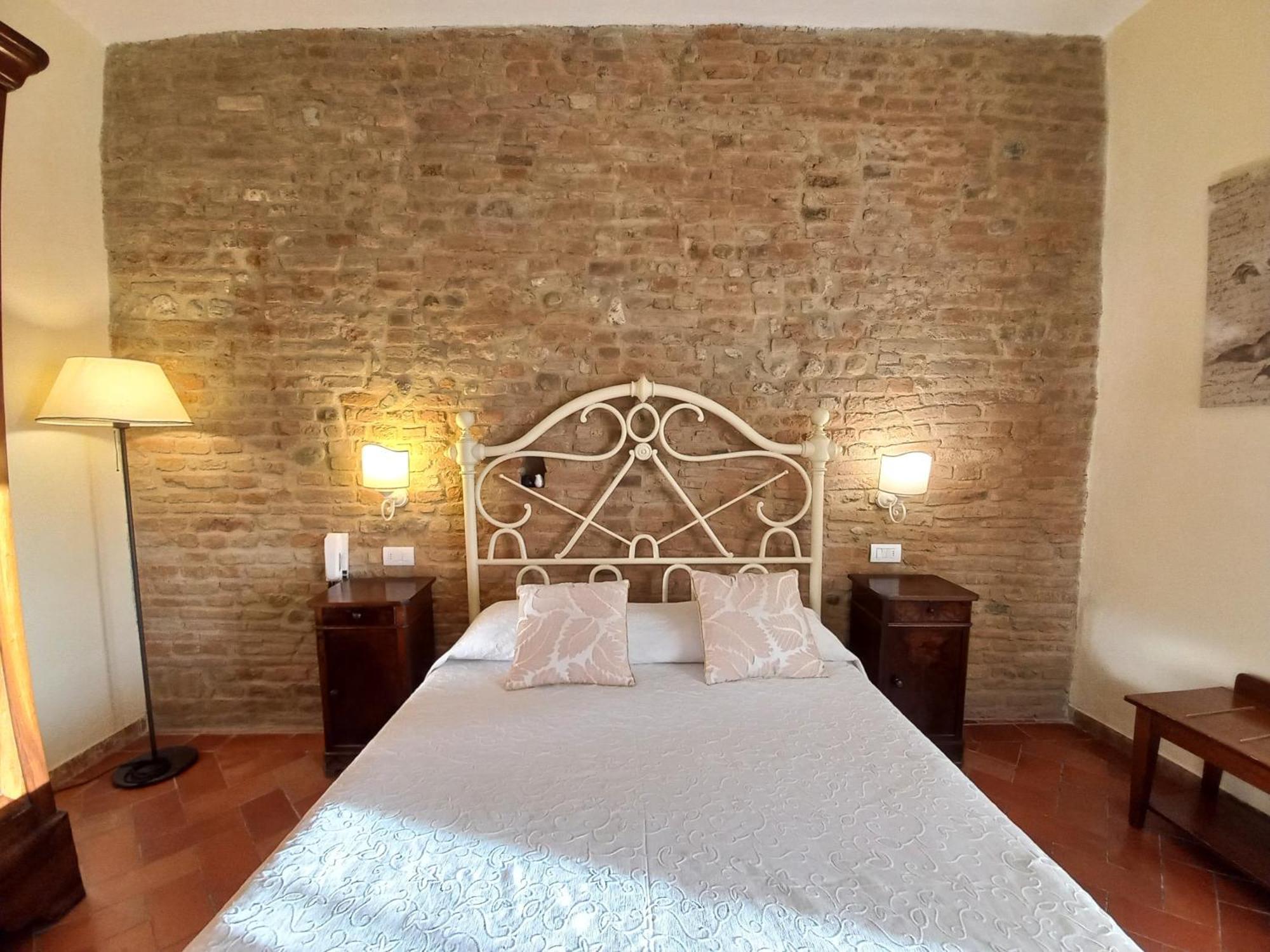 Hotel Il Castello Certaldo Extérieur photo
