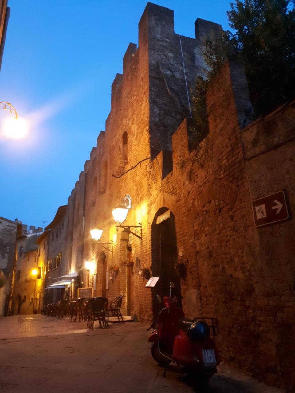 Hotel Il Castello Certaldo Extérieur photo