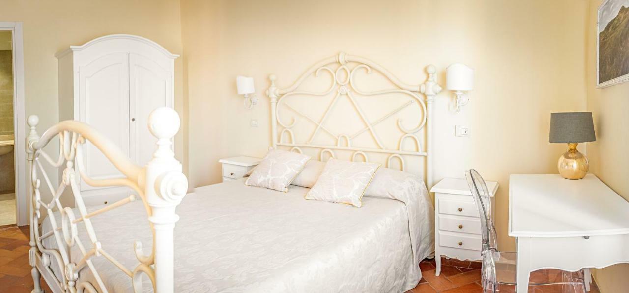 Hotel Il Castello Certaldo Extérieur photo